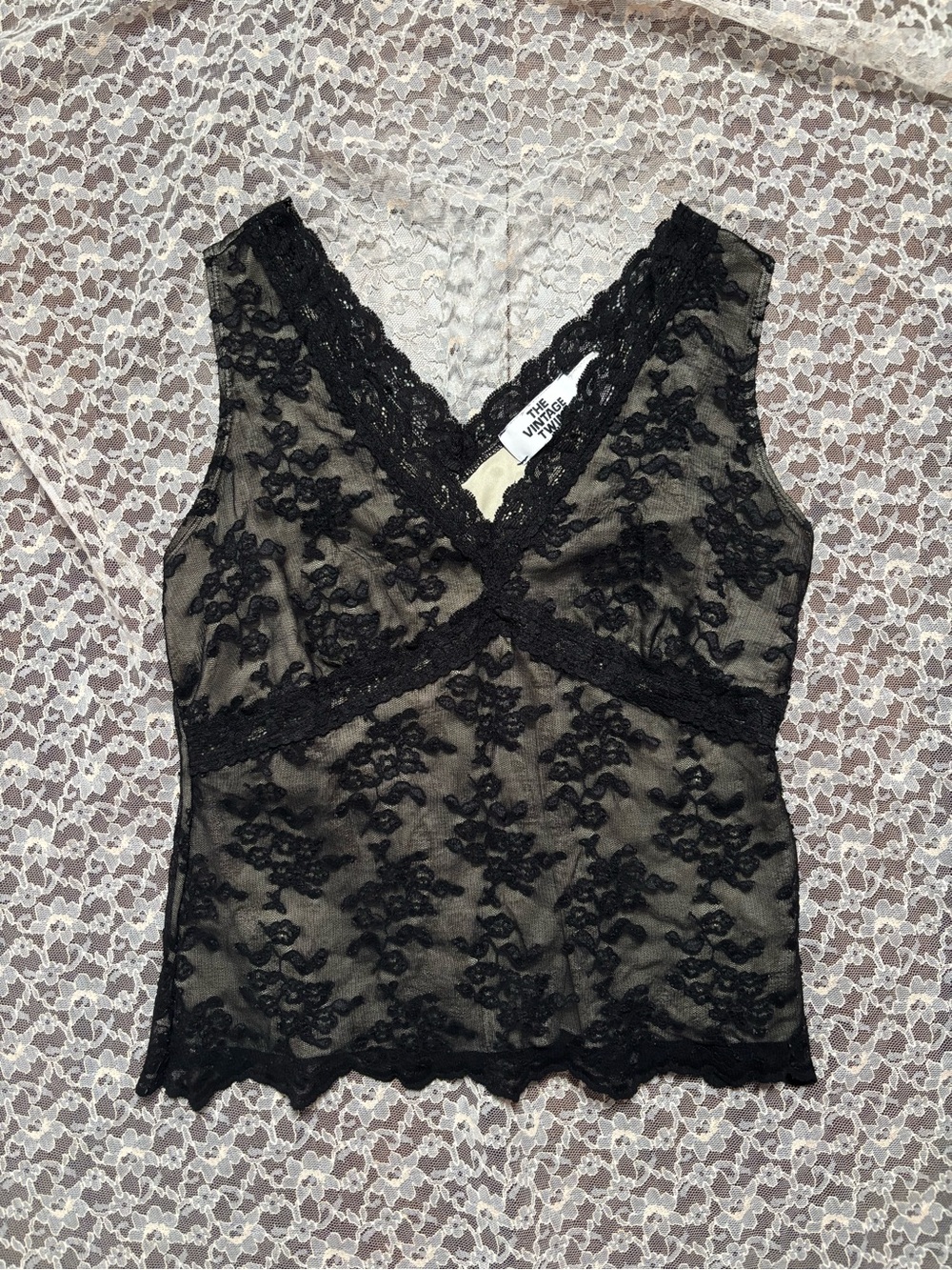 Vintage Lace V-Neck Tank Top - Black